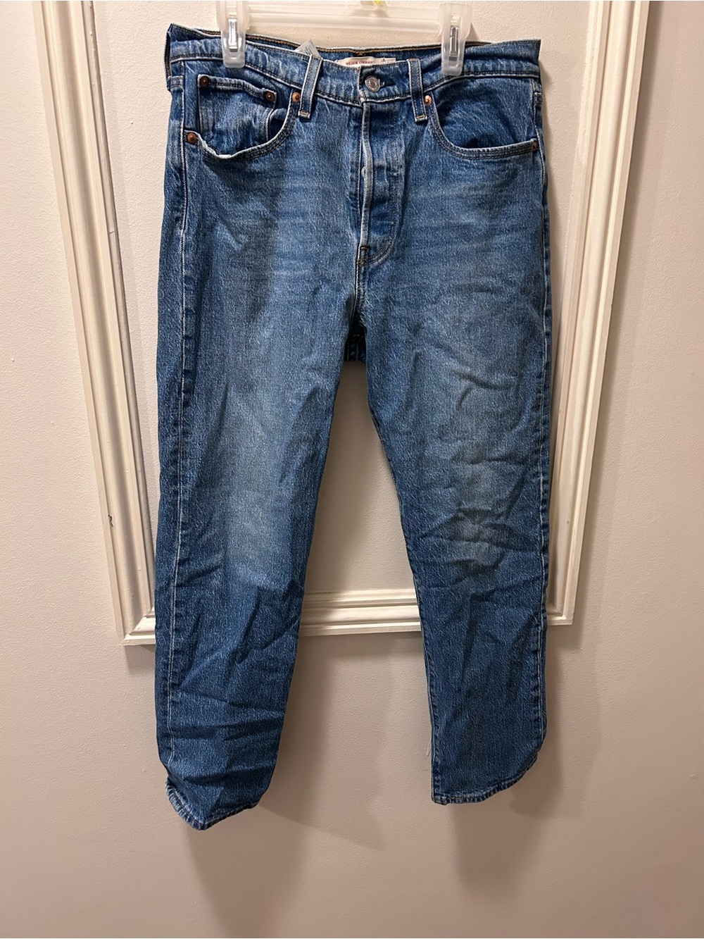 Levi's Straight-Leg Jeans in Medium Blue Wash